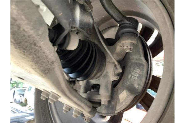 Recambio de mangueta delantero derecha para hyundai tucson (jm) 2.0 crdi referencia OEM IAM 517162E100  