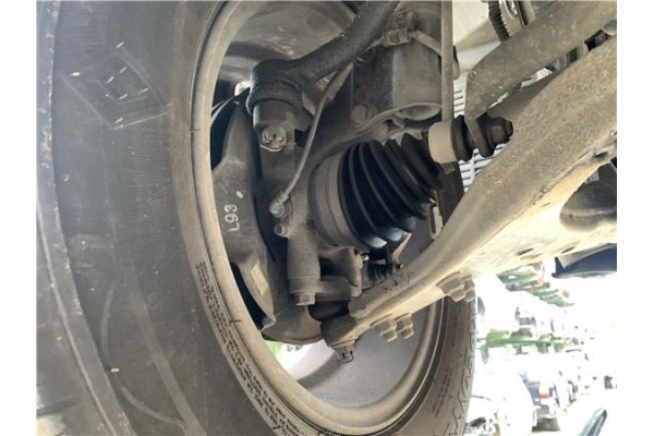 Recambio de mangueta delantero izquierda para hyundai tucson (jm) 2.0 crdi referencia OEM IAM 517152E100  