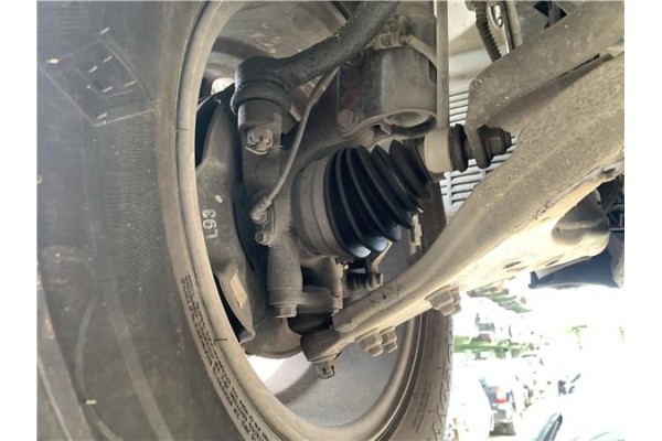 Recambio de mangueta delantero izquierda para hyundai tucson (jm) 2.0 crdi referencia OEM IAM 517152E100  