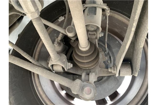 Recambio de mangueta trasero derecha para hyundai tucson (jm) 2.0 crdi referencia OEM IAM 527602E500  