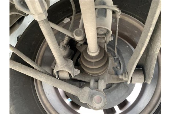 Recambio de mangueta trasero derecha para hyundai tucson (jm) 2.0 crdi referencia OEM IAM 527602E500  