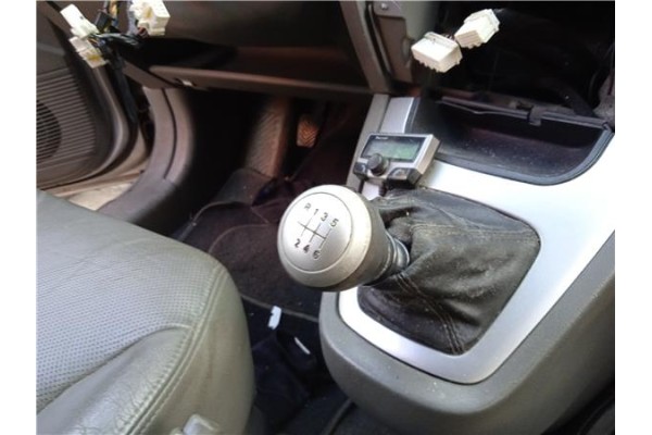Recambio de palanca de cambio para hyundai tucson (jm) 2.0 crdi referencia OEM IAM 437202E300  