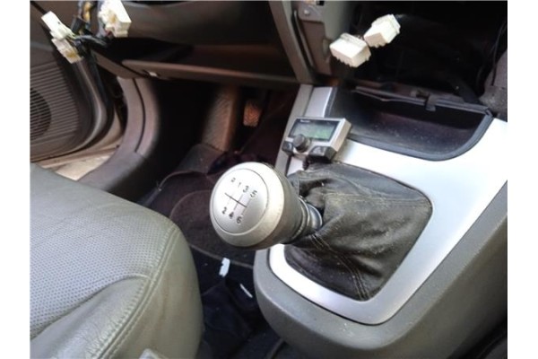 Recambio de palanca de cambio para hyundai tucson (jm) 2.0 crdi referencia OEM IAM 437202E300  