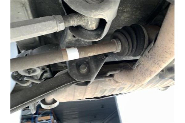 Recambio de palier trasero derecho para hyundai tucson (jm) 2.0 crdi referencia OEM IAM 496002E100  