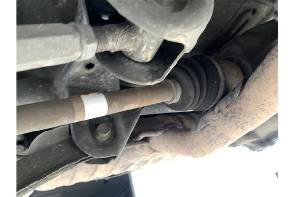 Recambio de palier trasero derecho para hyundai tucson (jm) 2.0 crdi referencia OEM IAM 496002E100  