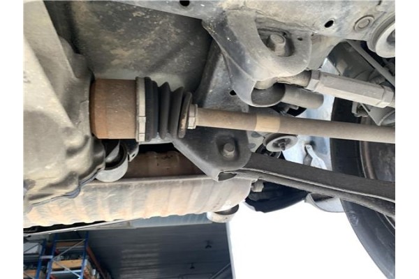 Recambio de palier trasero izquierdo para hyundai tucson (jm) 2.0 crdi referencia OEM IAM 496002E100  