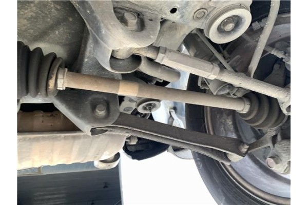 Recambio de palier trasero izquierdo para hyundai tucson (jm) 2.0 crdi referencia OEM IAM 496002E100  