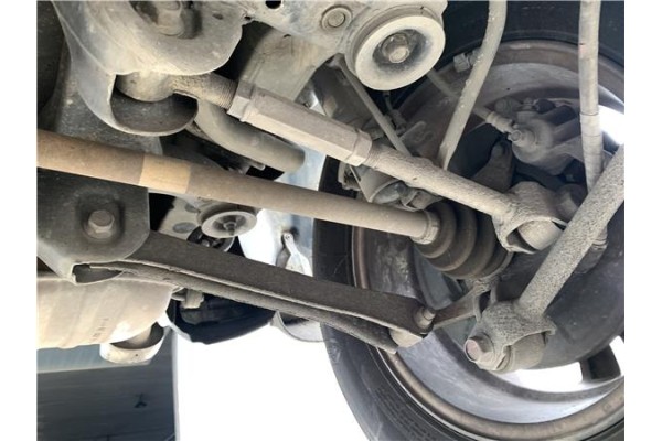 Recambio de palier trasero izquierdo para hyundai tucson (jm) 2.0 crdi referencia OEM IAM 496002E100  