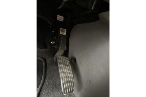 Recambio de pedal acelerador para hyundai tucson (jm) 2.0 crdi referencia OEM IAM 327002E300  