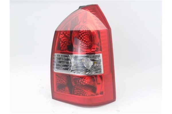 Recambio de piloto trasero derecho para hyundai tucson (jm) 2.0 crdi referencia OEM IAM 07232210 9,24E+15 