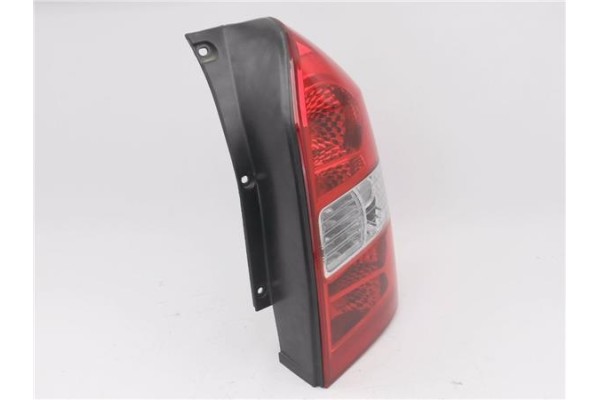 Recambio de piloto trasero derecho para hyundai tucson (jm) 2.0 crdi referencia OEM IAM 07232210 9,24E+15 