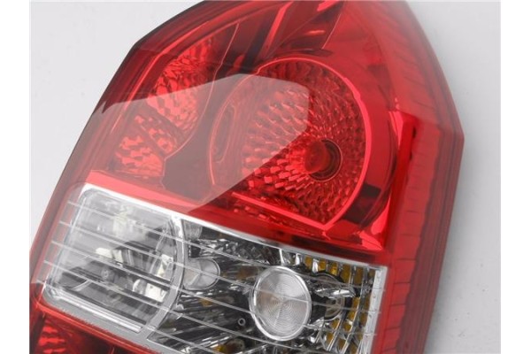 Recambio de piloto trasero derecho para hyundai tucson (jm) 2.0 crdi referencia OEM IAM 07232210 9,24E+15 