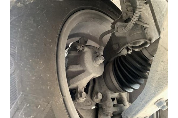 Recambio de pinza freno delantero derecha para hyundai tucson (jm) 2.0 crdi referencia OEM IAM 581902EA10  