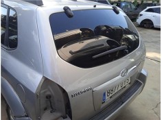 Recambio de porton trasero para hyundai tucson (jm) 2.0 crdi referencia OEM IAM 737002E050  