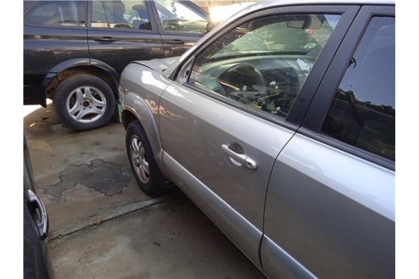 Recambio de puerta delantero izquierda para hyundai tucson (jm) 2.0 crdi referencia OEM IAM 760032E050  