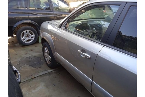 Recambio de puerta delantero izquierda para hyundai tucson (jm) 2.0 crdi referencia OEM IAM 760032E050  