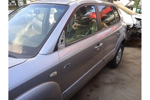 Recambio de puerta delantero izquierda para hyundai tucson (jm) 2.0 crdi referencia OEM IAM 760032E050  
