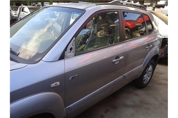 Recambio de puerta delantero izquierda para hyundai tucson (jm) 2.0 crdi referencia OEM IAM 760032E050  