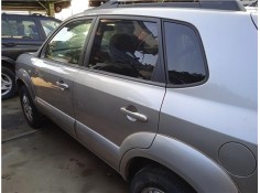 Recambio de puerta trasero izquierda para hyundai tucson (jm) 2.0 crdi referencia OEM IAM 770032E050  