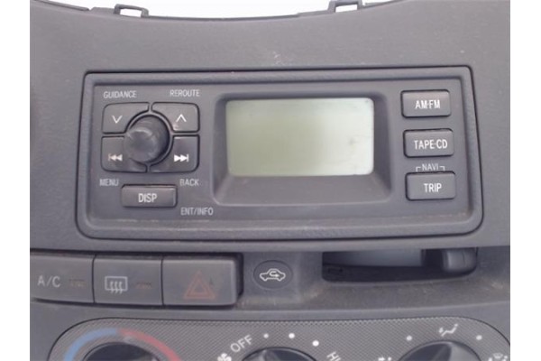Recambio de embellecedor consola central para toyota yaris (ksp9/scp9/nlp9) 1.4 d-4d referencia OEM IAM 554050D130B0 559100D010 
