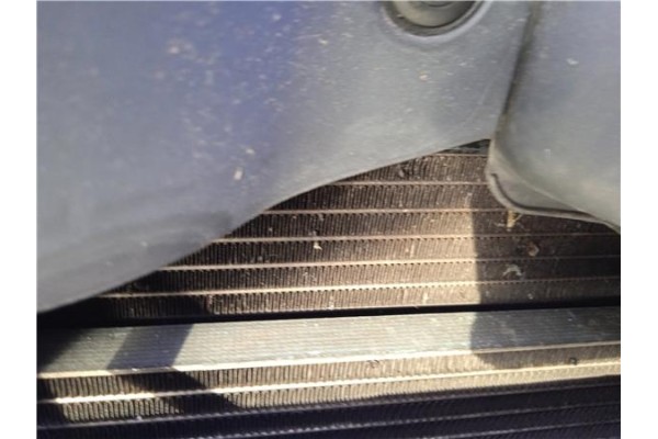 Recambio de radiador para hyundai tucson (jm) 2.0 crdi referencia OEM IAM 253102E500  