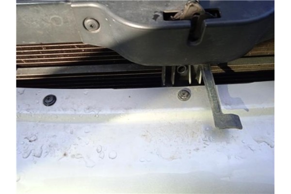 Recambio de radiador aire acondicionado para hyundai tucson (jm) 2.0 crdi referencia OEM IAM 976062E000  