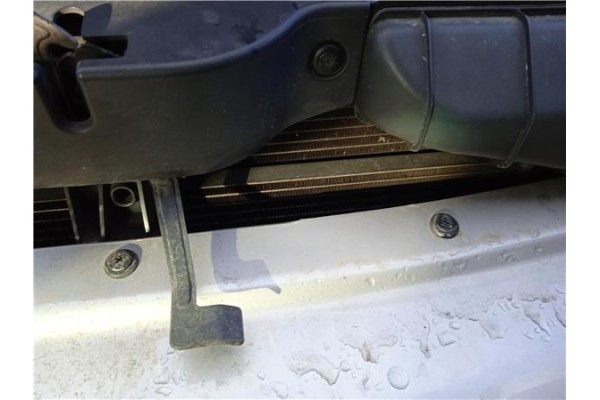 Recambio de radiador aire acondicionado para hyundai tucson (jm) 2.0 crdi referencia OEM IAM 976062E000  