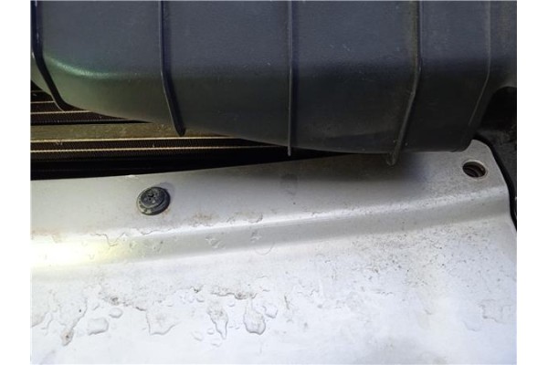 Recambio de radiador aire acondicionado para hyundai tucson (jm) 2.0 crdi referencia OEM IAM 976062E000  