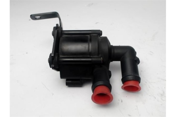 Recambio de bomba de agua adicional para audi rs3 sportback (8vf) 2.5 tfsi quattro referencia OEM IAM 07K955661B Recambio de bomba de agua adicional para audi rs3 sportback (8vf) 2.5 tfsi quattro referencia OEM IAM 07K955661B