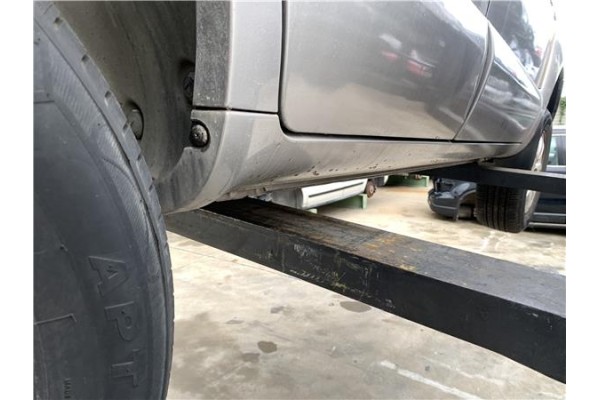 Recambio de spoiler talonera lat. derecha para hyundai tucson (jm) 2.0 crdi referencia OEM IAM 877522E000  