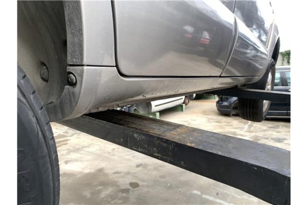 Recambio de spoiler talonera lat. derecha para hyundai tucson (jm) 2.0 crdi referencia OEM IAM 877522E000  