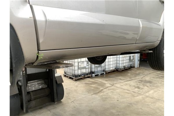 Recambio de spoiler talonera lat. izquierda para hyundai tucson (jm) 2.0 crdi referencia OEM IAM 877512E000  