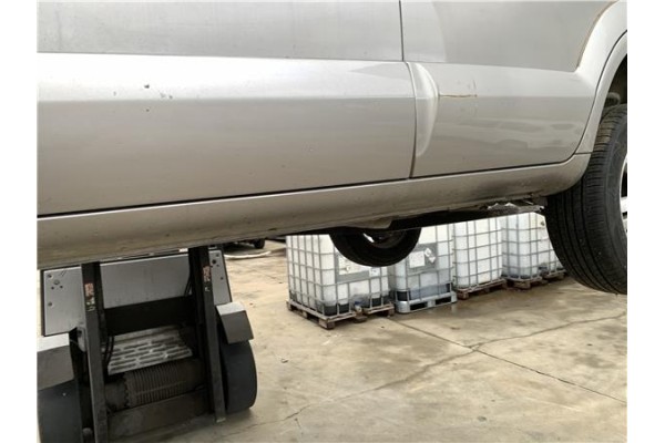 Recambio de spoiler talonera lat. izquierda para hyundai tucson (jm) 2.0 crdi referencia OEM IAM 877512E000  