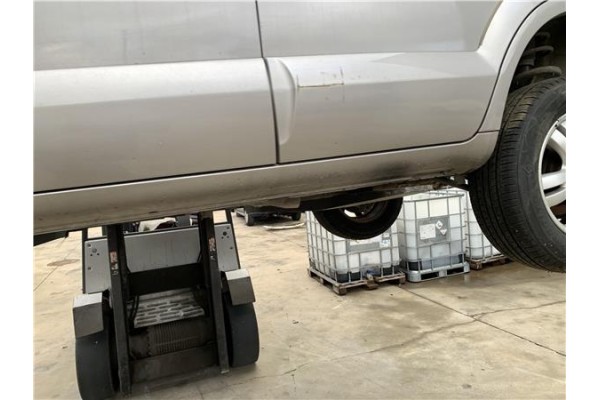 Recambio de spoiler talonera lat. izquierda para hyundai tucson (jm) 2.0 crdi referencia OEM IAM 877512E000  