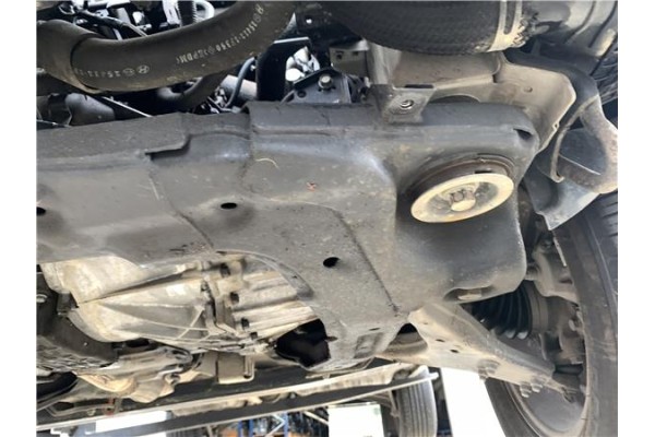 Recambio de subchasis para hyundai tucson (jm) 2.0 crdi referencia OEM IAM 624052E010  