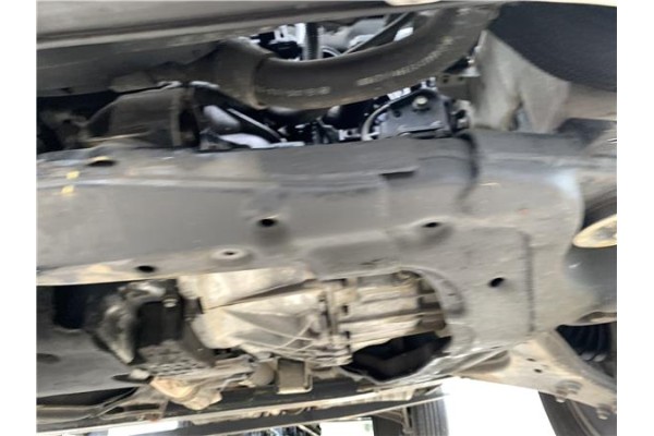 Recambio de subchasis para hyundai tucson (jm) 2.0 crdi referencia OEM IAM 624052E010  