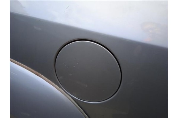 Recambio de tapa exterior combustible para hyundai tucson (jm) 2.0 crdi referencia OEM IAM 695102E000  