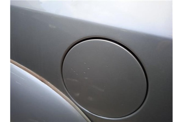 Recambio de tapa exterior combustible para hyundai tucson (jm) 2.0 crdi referencia OEM IAM 695102E000  