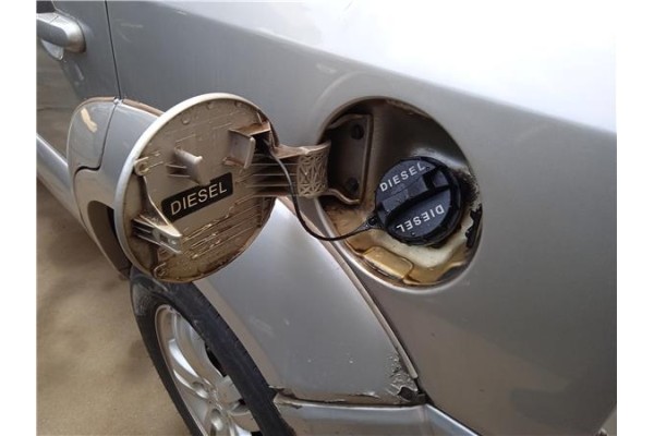 Recambio de tapa exterior combustible para hyundai tucson (jm) 2.0 crdi referencia OEM IAM 695102E000  