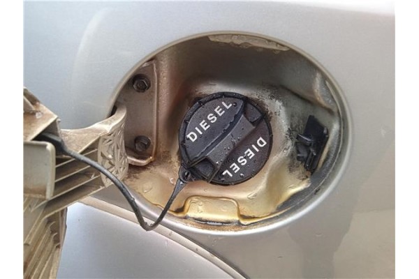 Recambio de tapon combustible para hyundai tucson (jm) 2.0 crdi referencia OEM IAM 310103A901  