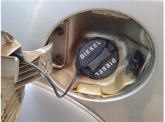 Recambio de tapon combustible para hyundai tucson (jm) 2.0 crdi referencia OEM IAM 310103A901  