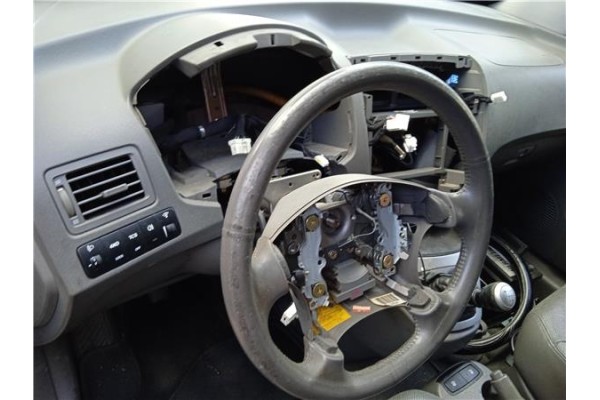 Recambio de volante para hyundai tucson (jm) 2.0 crdi referencia OEM IAM 561102E625U7  