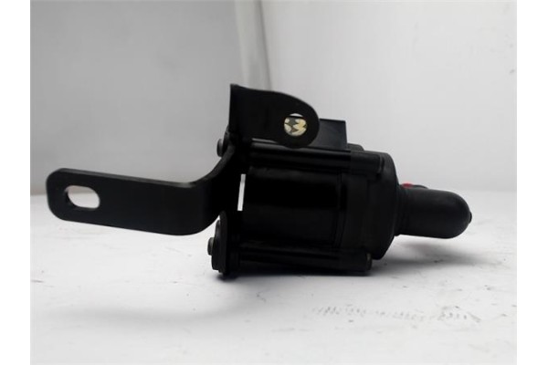 Recambio de bomba de agua adicional para audi rs3 sportback (8vf) 2.5 tfsi quattro referencia OEM IAM 07K955661B  