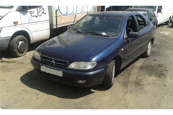 citroen xsara berlina del año 2000