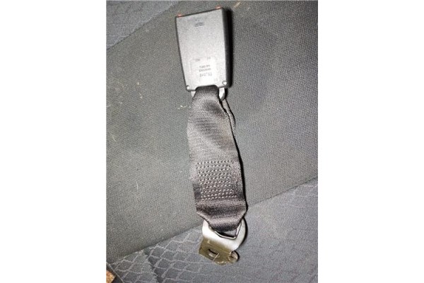 Recambio de anclaje cinturon trasero central para bmw serie 3 compacto (e46) 1.8 316ti referencia OEM IAM 72117001811  
