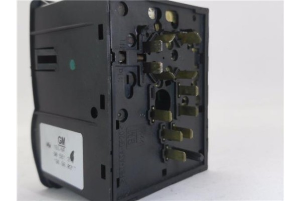 Recambio de mando de luces para opel astra g berlina 2.0 comfort referencia OEM IAM 90561379  