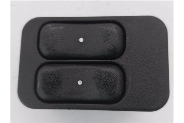 Recambio de mando elevalunas delantero izquierdo para opel astra g berlina 2.0 comfort referencia OEM IAM 90561088 13363201 