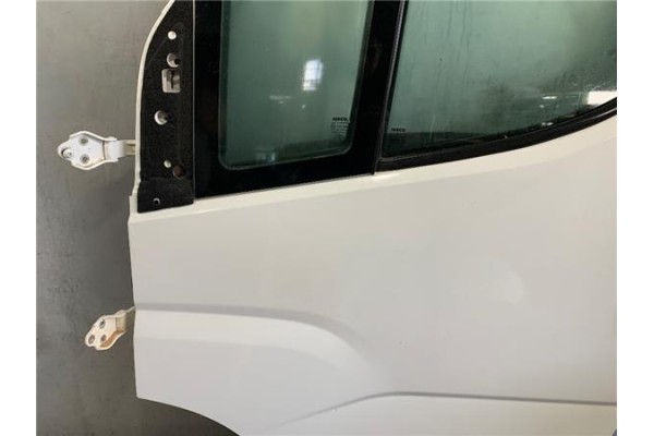 Recambio de puerta delantero izquierda para iveco daily chasis 2.3 referencia OEM IAM 99460119  