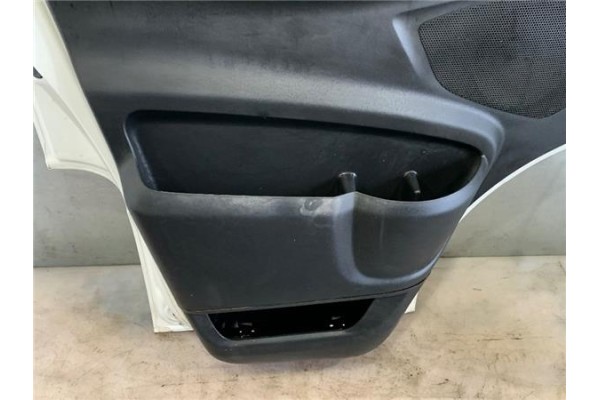 Recambio de puerta delantero izquierda para iveco daily chasis 2.3 referencia OEM IAM 99460119  