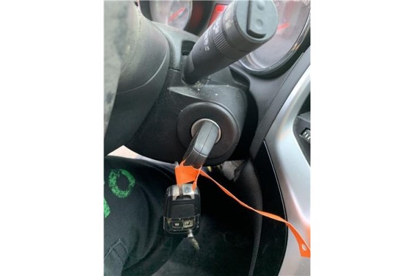 Recambio de clausor para opel astra j berlina 5p 1.6 selective referencia OEM IAM 20912838 23276089 